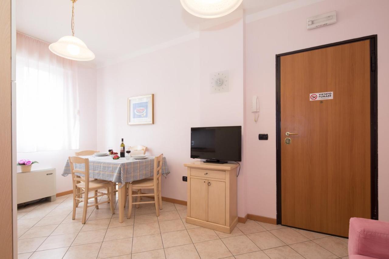 Residence Tre Trilo&Suites Ρίμινι Εξωτερικό φωτογραφία