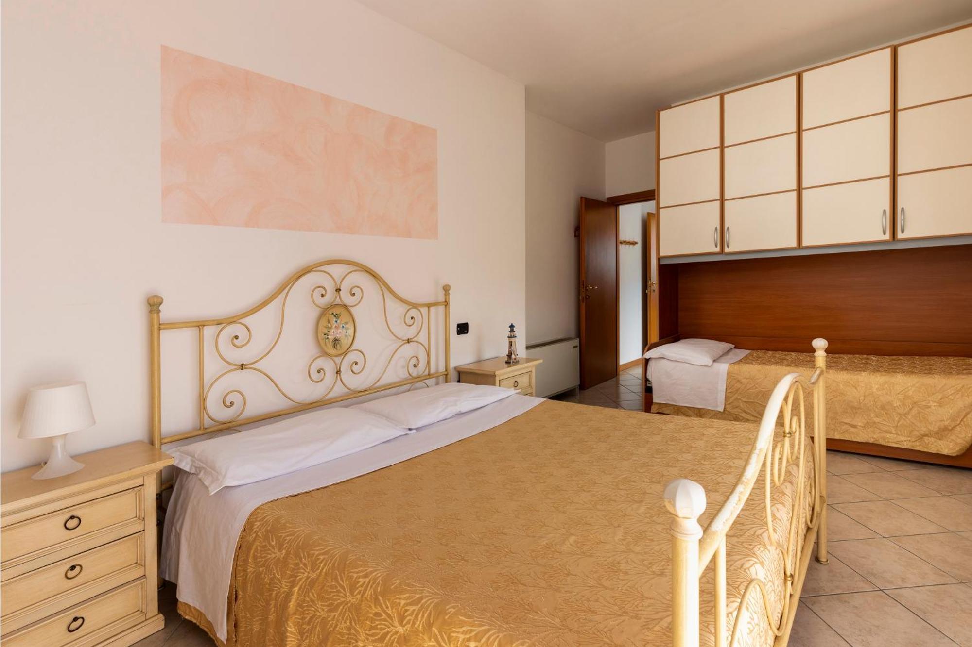 Residence Tre Trilo&Suites Ρίμινι Εξωτερικό φωτογραφία