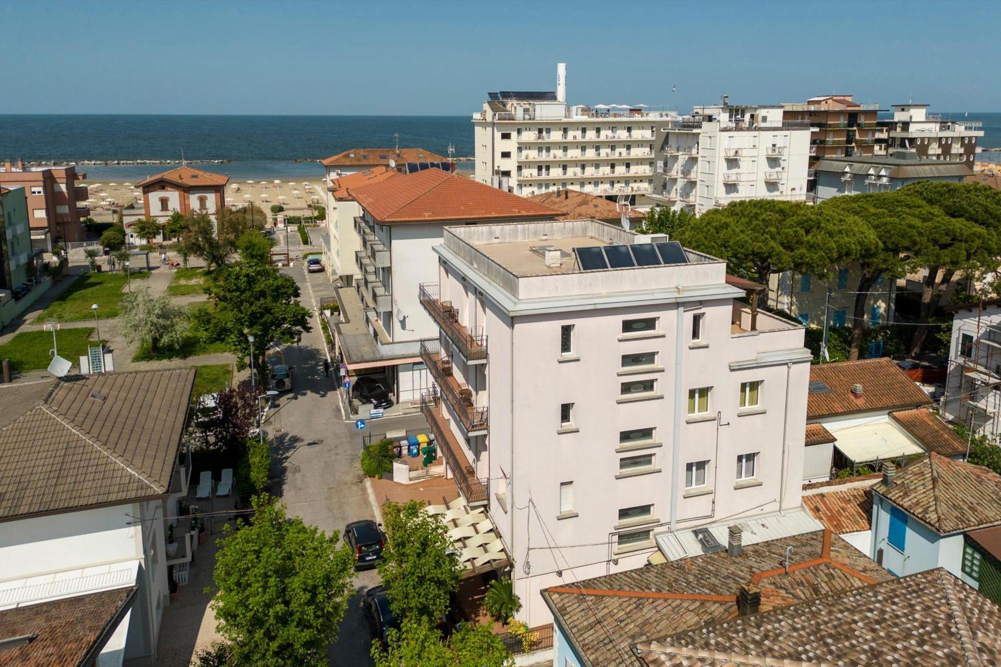 Residence Tre Trilo&Suites Ρίμινι Εξωτερικό φωτογραφία