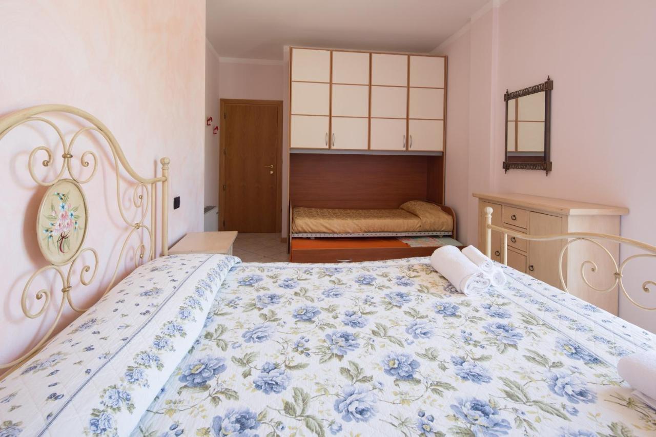 Residence Tre Trilo&Suites Ρίμινι Εξωτερικό φωτογραφία