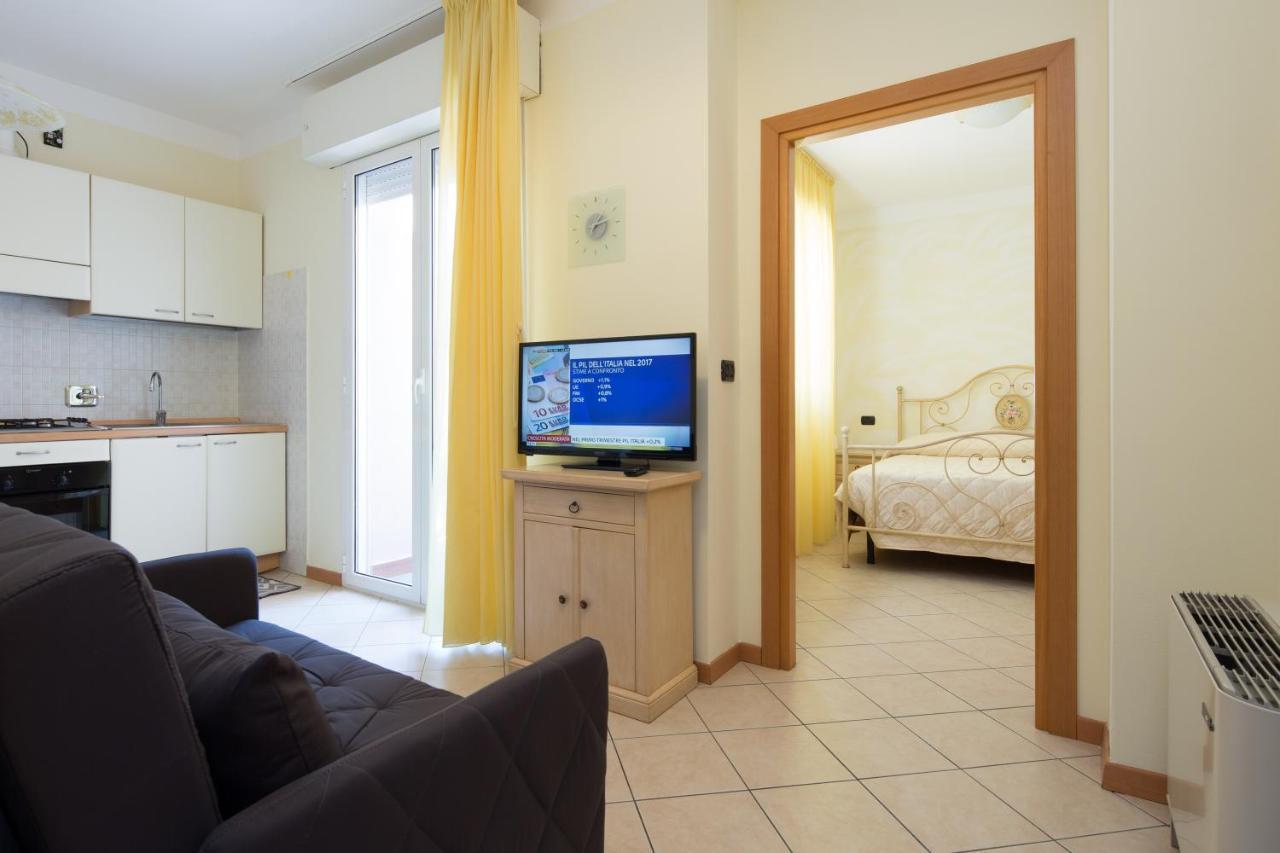 Residence Tre Trilo&Suites Ρίμινι Εξωτερικό φωτογραφία